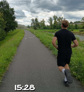 Běžím po stezce